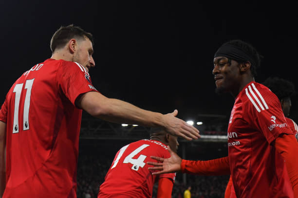 动荡到目前 动荡到目前