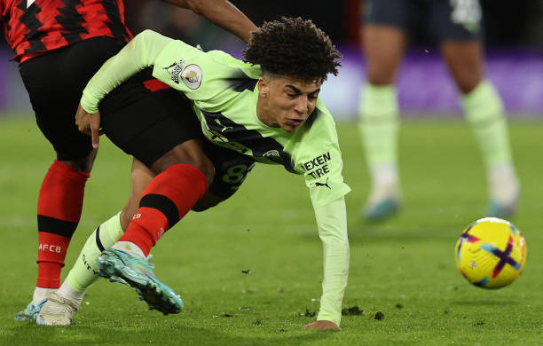 也紧扣本届 也紧扣本届