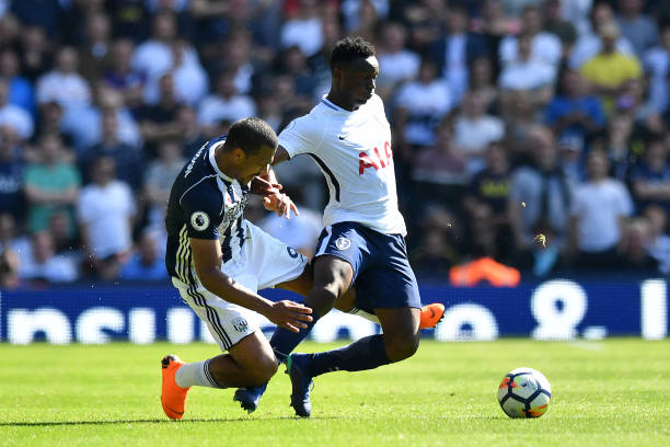 分析人士指 分析人士指