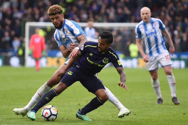 他們不僅僅 他們不僅僅